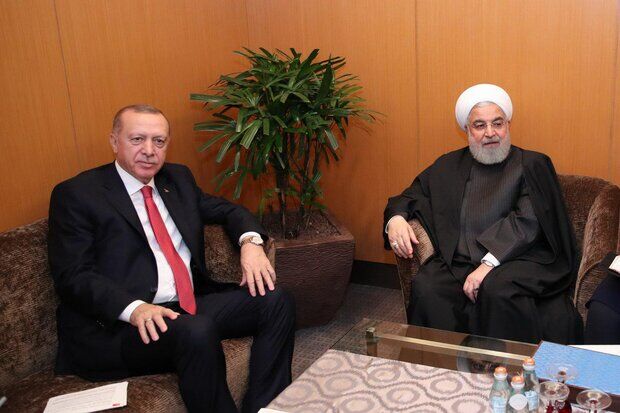 روحانی و اردوغان با یکدیگر دیدار و گفتگو کردند