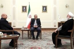 جلسه مشترک سران قوا به میزبانی پزشکیان برگزار شد
