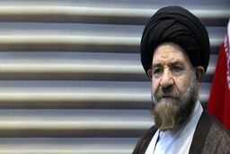 حضور پرشور ملت بصیر ایران در انتخابات مشت محکمی بر دهان استکبار جهانی است