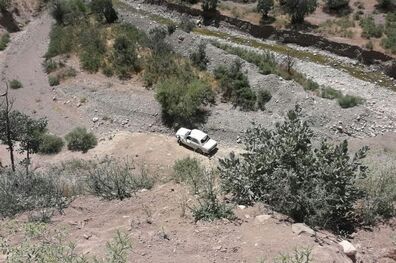 سقوط یک دستگاه خودرو به دره در دلفان 2 کشته و 5 مجروح برجای گذاشت