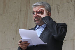 آب و برق باید گران شود