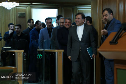 جلسه شورای شهر تهران با حضور وزیر راه و شهرسازی