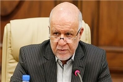 عمل نکردن به تعهد استخدام نخبگان و دانش‌آموختگان صنعت نفت «زنگنه» را به صحن علنی مجلس کشاند