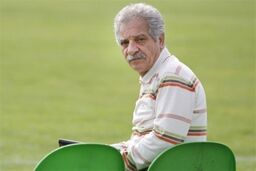 خداوند هیچ خانه‌ای را بدون پدر نگذارد