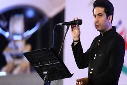 آلبوم در محاصره منتشر شد