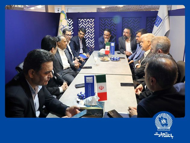 حمایت از صنعت پتروشیمی خط‌مشی ماندگار بانک تجارت