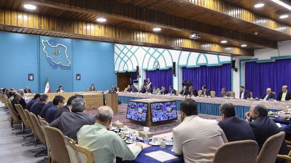 مدیران بانک‌هایی که در پرداخت تسهیلات کوتاهی کرده‌اند، بازخواست شوند