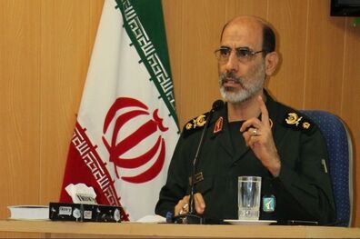 ما دست خالی هم از این انقلاب دفاع می‌کنیم