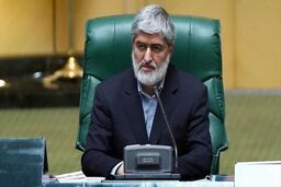 اگر چنین مناسبتی در روز تعطیل نباشد بهتر می‌توان آن را گرامی داشت