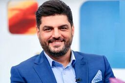 سام درخشانی در کنار یک نماینده مجلس +عکس