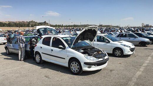 عامل التهاب بازار قیمت‌های کاذب خودرو در فضای مجازی است