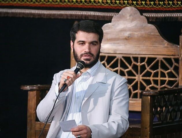 شعرخوانی میثم مطیعی در راهپیمایی یوم الله ۲۲ بهمن
