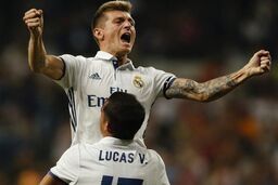 کروس قراردادش را با رئال‌مادرید تمدید کرد
