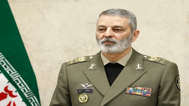 نیروی زمینی پوست اندازی کرده است/برنامه‌ پنج ساله ارتش با کمک دانشمندان جوان تهیه شده
