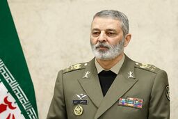 امروز در تمام حوزه‌های نظامی خودکفا شده‌ایم