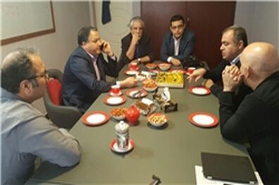 بازدید مدیرعامل فارابی از دبیرخانه جشنواره جهانی فیلم فجر