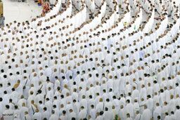 اقامه نخستین نماز بدون فاصله اجتماعی در مسجدالحرام +تصاویر