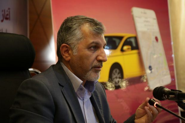 حمایت بانک پارسیان از طرح نوسازی ناوگان تاکسی‌های فرسوده