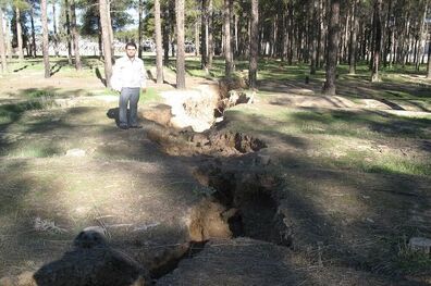 فرو نشست زمین در تهران نگران کننده‌ است