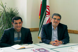 مسائل مهم دوره جوانی در سایه مانده است