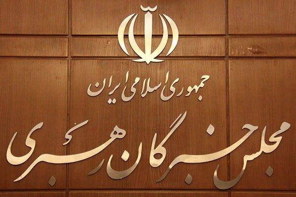 جلوی شعله ور شدن آتش تفرقه توسط عده‌ای افراط گرا را بگیرید