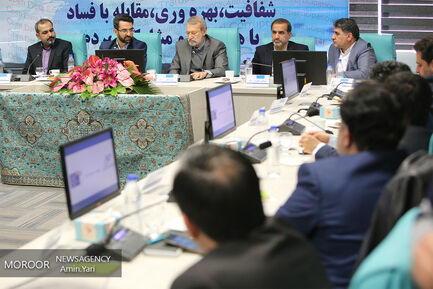 نشست رییس مجلس شورای اسلامی و وزیر ارتباطات