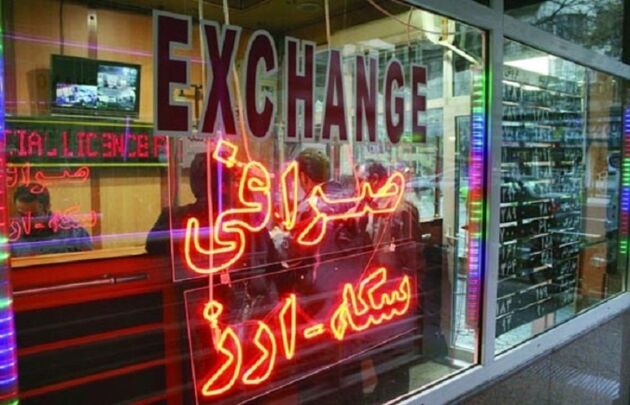 نمایندگان مجلس خرید و فروش ارز خارج از صرافی‌ها را ممنوع اعلام کردند