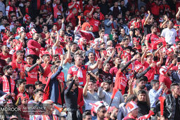 سرود قهرمانی پرسپولیس در ورزشگاه آزادی