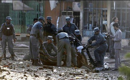 هشدار آمریکا و انگلیس به اتباع خود در افغانستان جهت خروج از کشور