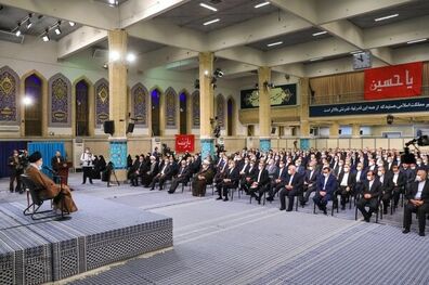 عزّت در سیاست خارجی یعنی نفی دیپلماسی التماسی/ انعطاف منافات با اصول ندارد