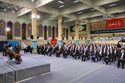 عزّت در سیاست خارجی یعنی نفی دیپلماسی التماسی/ انعطاف منافات با اصول ندارد