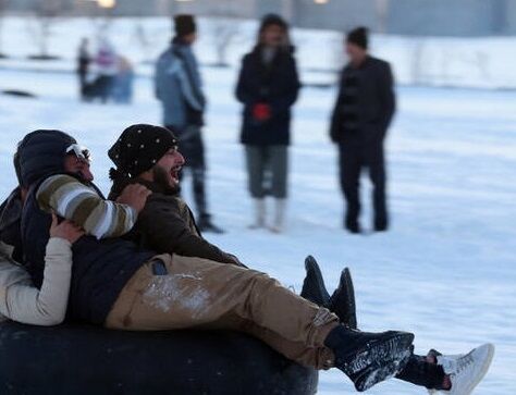 عکس/ تیوب سواری در ارتفاعات اردبیل
