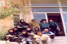 عکس/ تیپ دانشجویان هنر در سال ۱۳۷۰