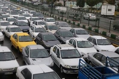 ترافیک در معابر شهر تهران شروع شد
