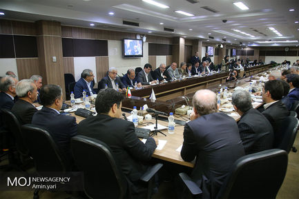نشست وزیر پیشنهادی راه و شهر سازی با اعضای اتاق بازرگانی ایران