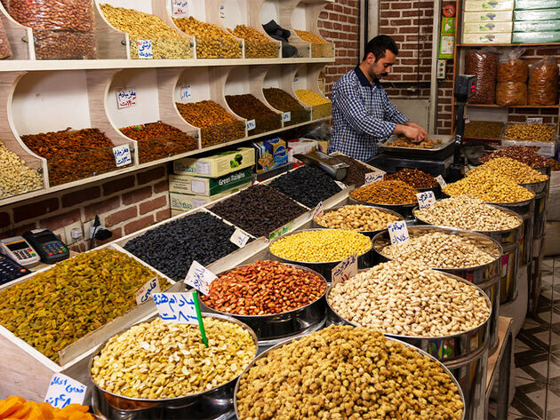 شب عید امسال تخمه جای آجیل را گرفت