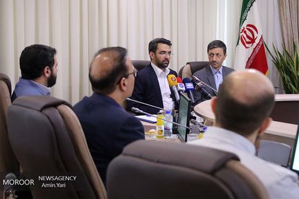 امضای تفاهم نامه میان وزارت ارتباطات و فناوری اطلاعات و  کمیته امداد امام خمینی(ره)