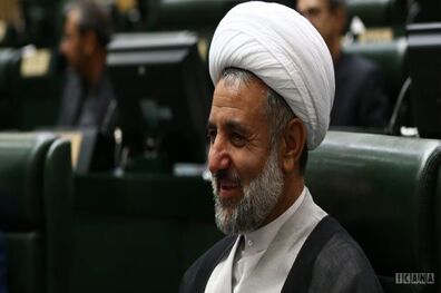 تعطیلی موقت آب سنگین اراک بمنظور تعمیر و میزان ذخایر است