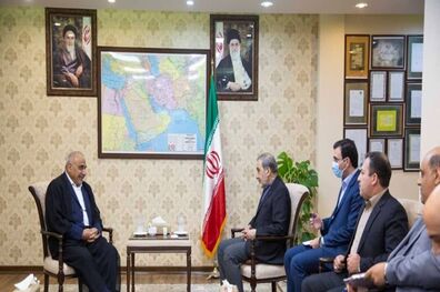 آمریکایی‌ها باید از منطقه بیرون بروند