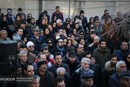 تشییع پیکر دنیا فنی زاده