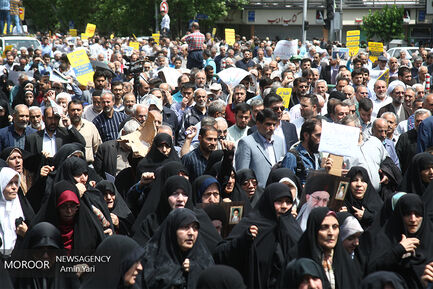 راهپیمایی نمازگزاران تهرانی در حمایت از بیانیه شورای عالی امنیت‎ ملی