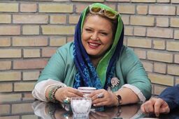 دورهمی زن باران به کارگردانی بهاره رهنما روی صحنه می رود