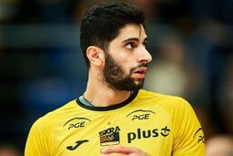 میلاد عبادی پور تابعیت لهستان گرفت
