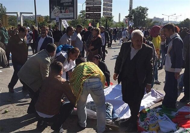  ۲ کشته و ۳ مجروح در انفجاری در ازمیر ترکیه 