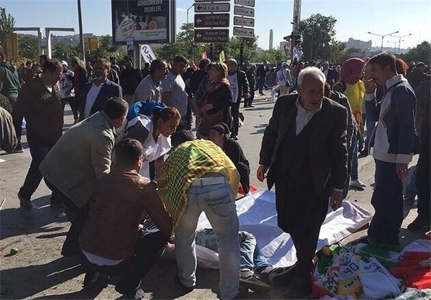  ۲ کشته و ۳ مجروح در انفجاری در ازمیر ترکیه 