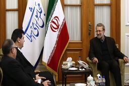 سفیر سوریه در تهران امروز با علی لاریجانی دیدار کرد