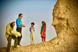 اکران مستند آب، باد، خاک، نان در بخش رقابتی جشنواره زاگرب
