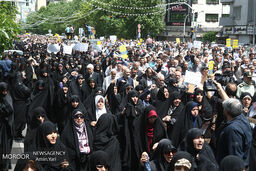 قطعنامه تجمع بزرگ مردم تهران قرائت شد
