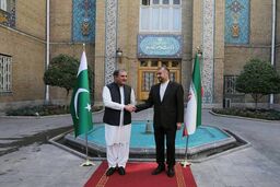وزیران خارجه ایران و پاکستان دیدار کردند