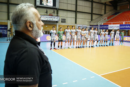 دیدار تیم های والیبال پیکان و شمس